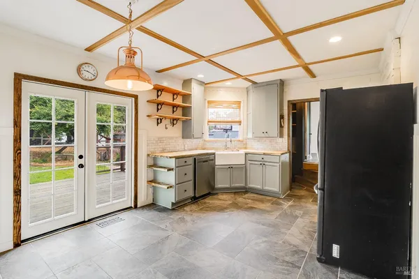 $529,000 | 122 Fleming Avenue, Vallejo, CA 94590