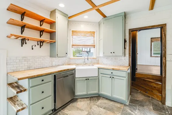 $529,000 | 122 Fleming Avenue, Vallejo, CA 94590