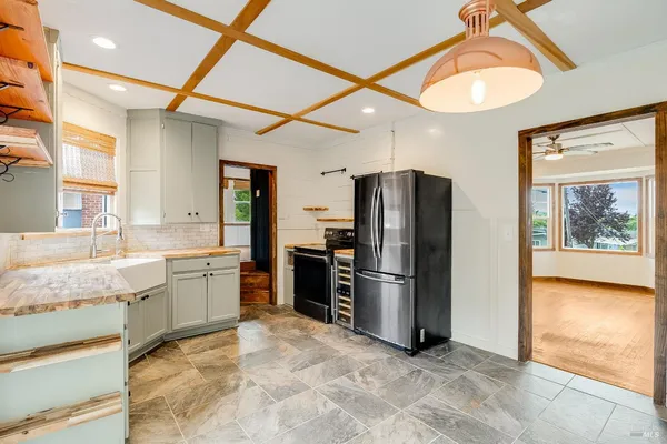 $529,000 | 122 Fleming Avenue, Vallejo, CA 94590