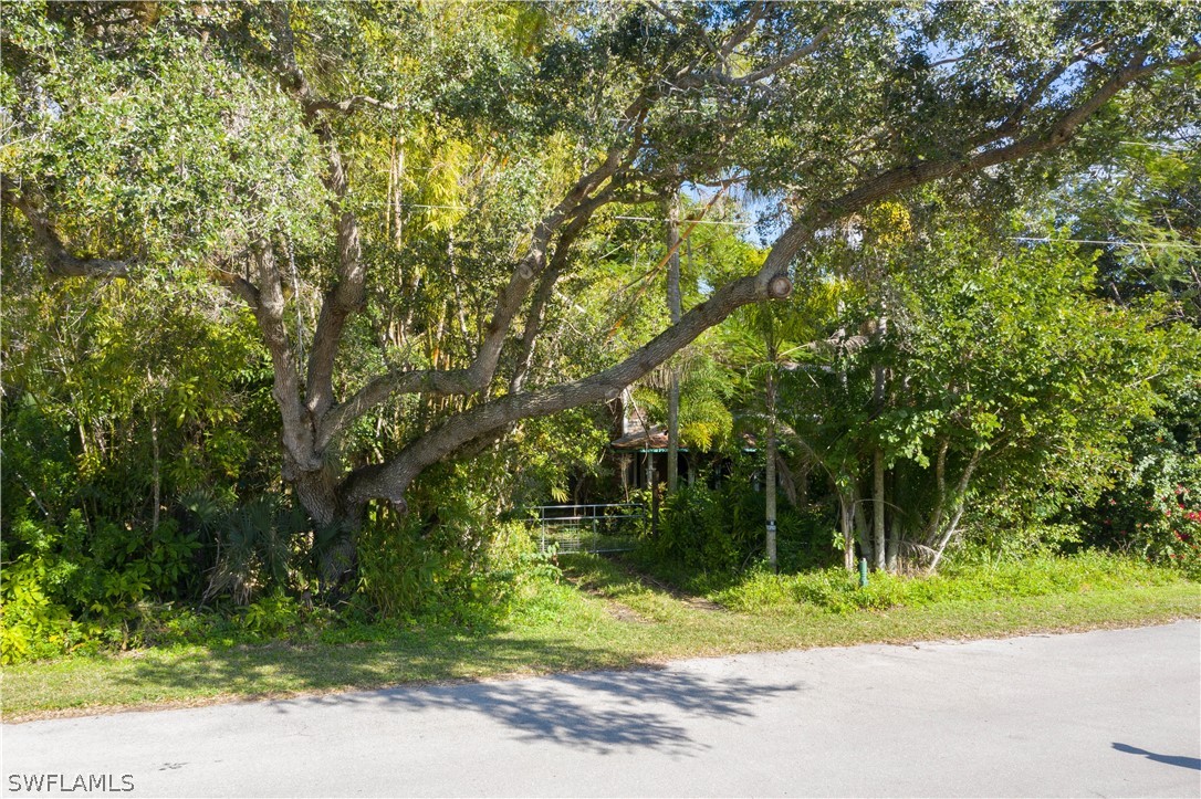 13631 Bird Road Fort Myers, FL 33905 - Photo 12 of 23 Gallery Image 12