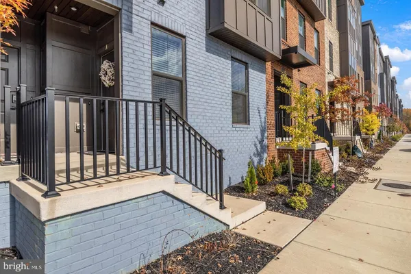 $3,850 | 10046 B American Pharoah Lane, Unit 76, Laurel, MD 20723