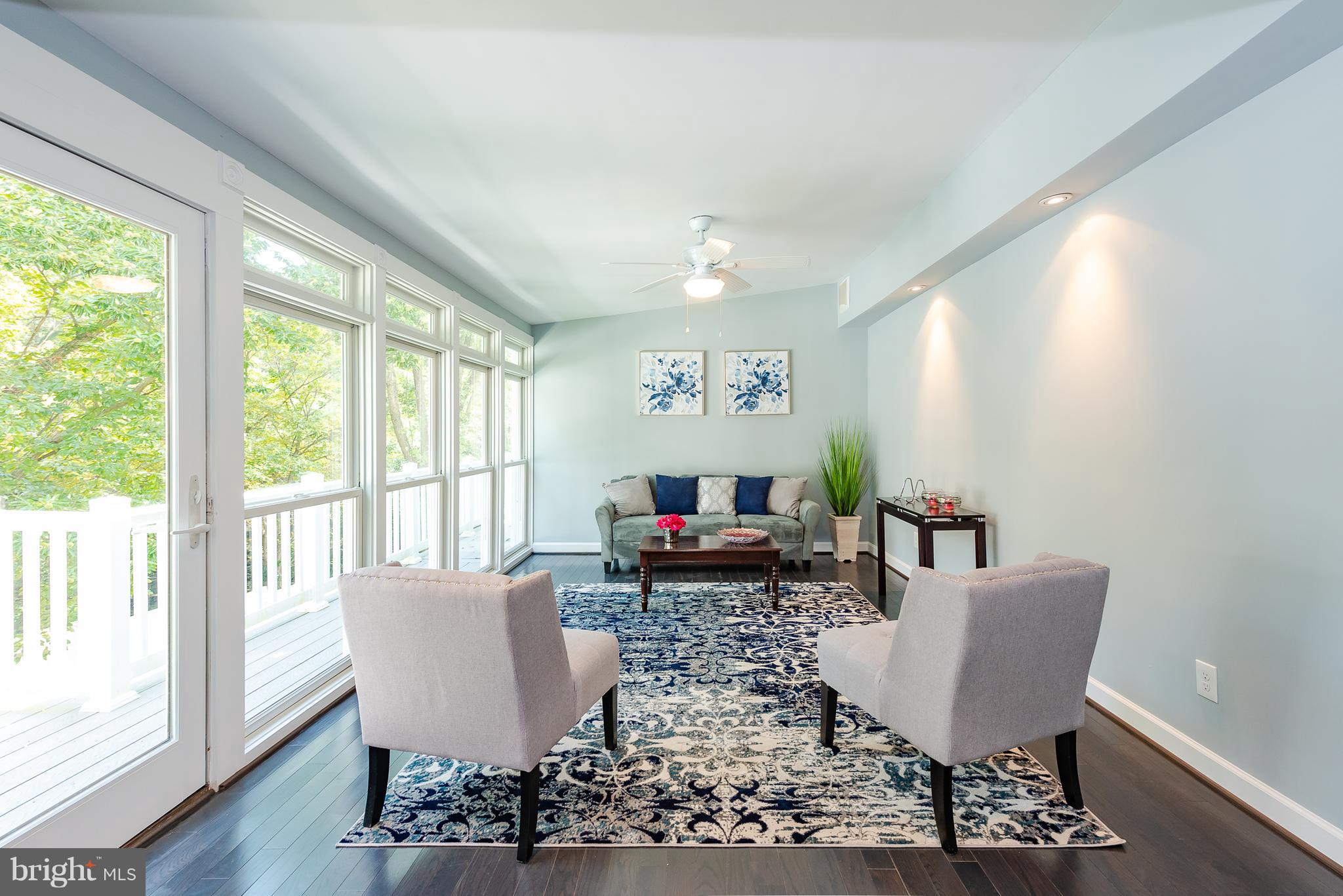 1407 Gilbert Road Arnold, MD 21012 - Photo 11 of 30 Living Room
