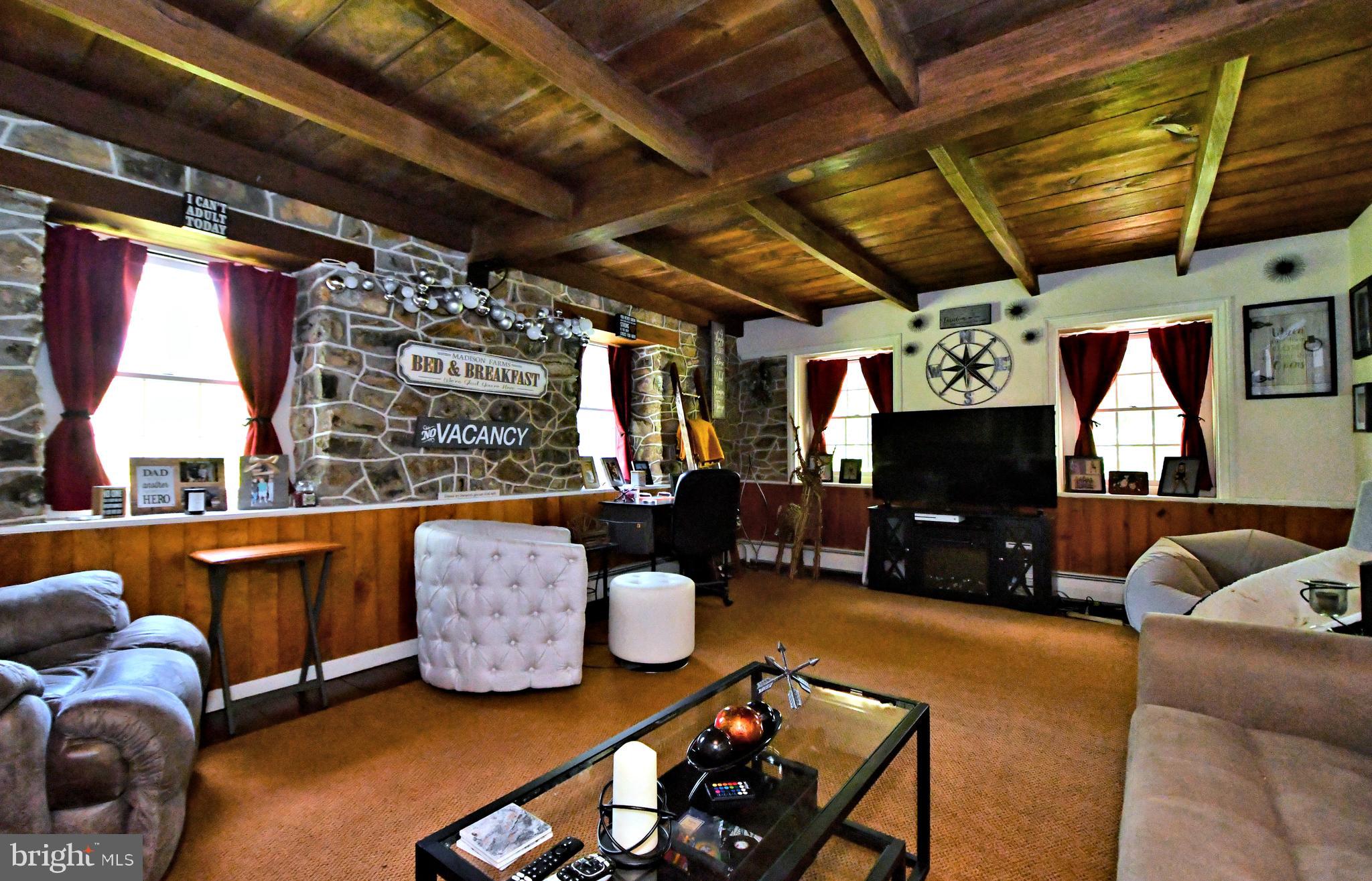 58 Groff Road Boyertown, PA 19512 - Photo 34 of 95 Living room