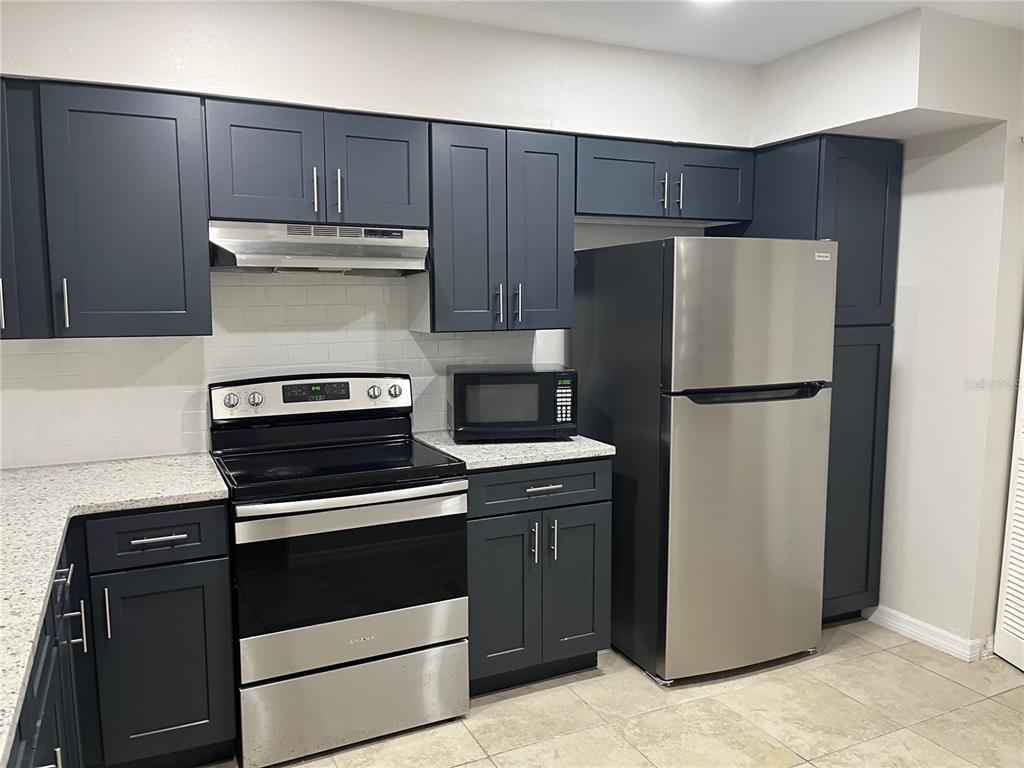 4372 Middlebrook Road, Unit 4372 Orlando, FL 32811 - Photo 2 of 17
