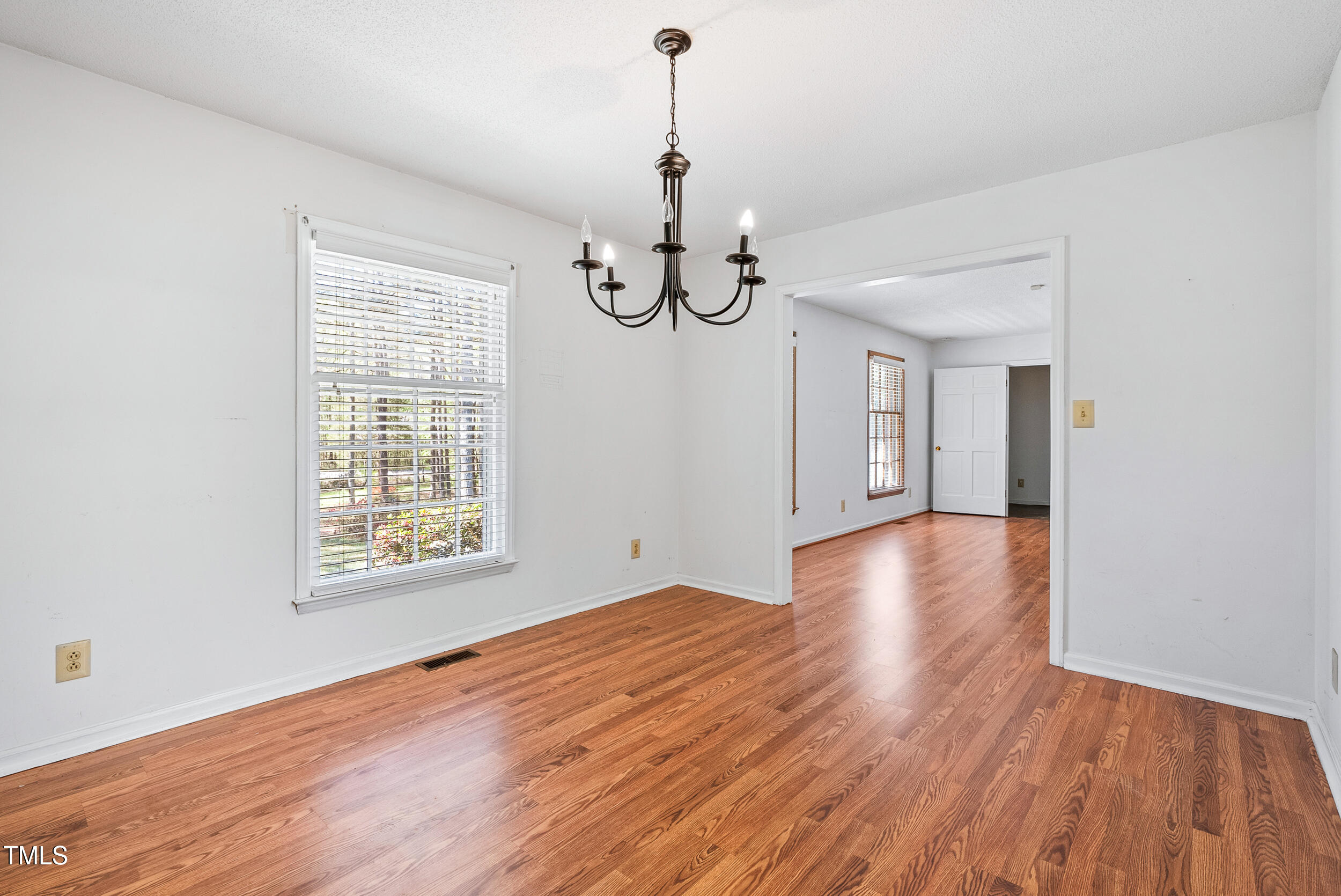 340 Ridgeway-Warrenton Road Warrenton, NC 27589 - Photo 20 of 45 340 Dining Room (1)