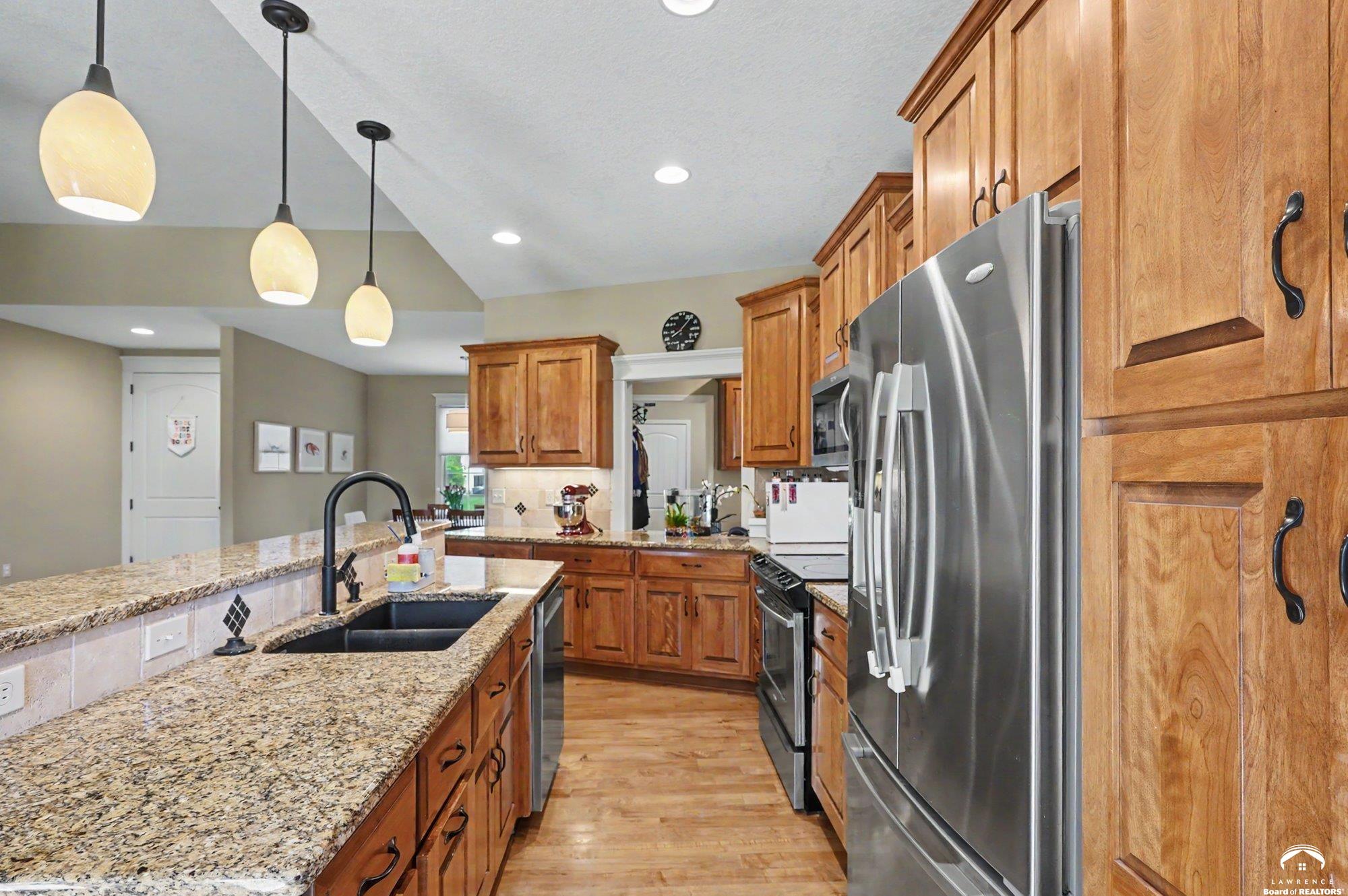 6205 Crystal Lane Lawrence, KS 66049 - Photo 6 of 29
