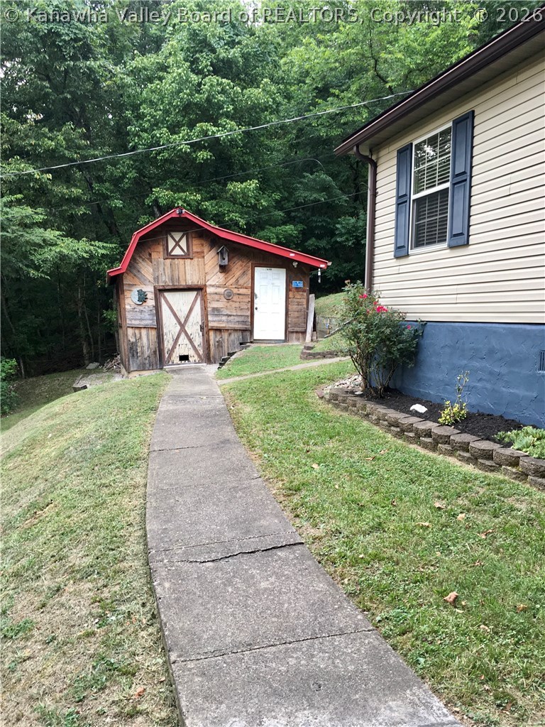 138 Armentrout Road Poca, WV 25159 - Photo 28 of 35 Gallery Image 28