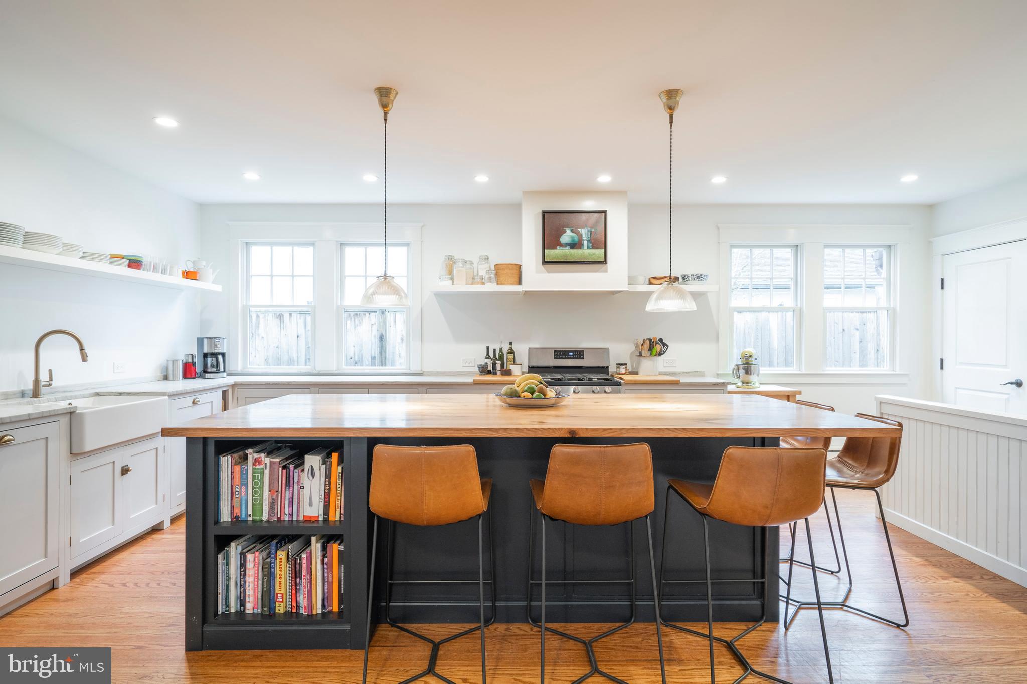 307 Hamilton Road Wynnewood, PA 19096 - Photo 11 of 48 Large Updated Kitchen