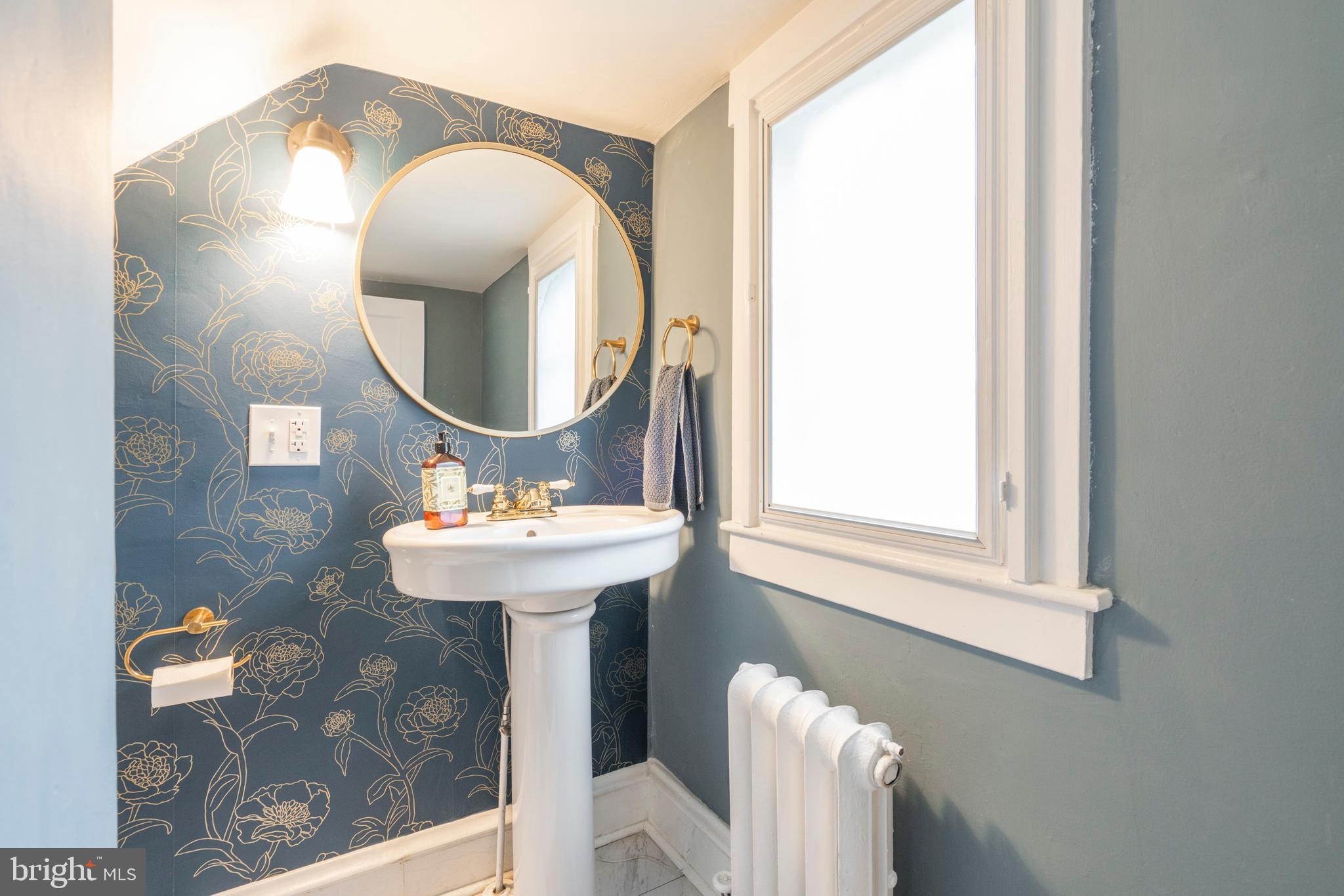 307 Hamilton Road Wynnewood, PA 19096 - Photo 18 of 48 1st Floor Half Bath