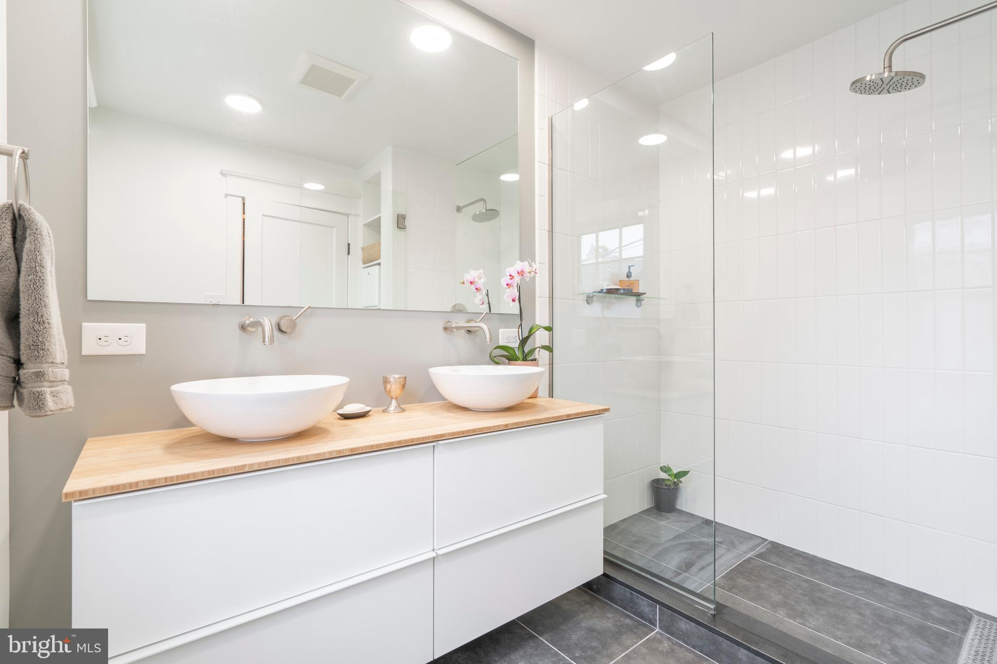 307 Hamilton Road Wynnewood, PA 19096 - Photo 25 of 48 Brand New Primary Bath