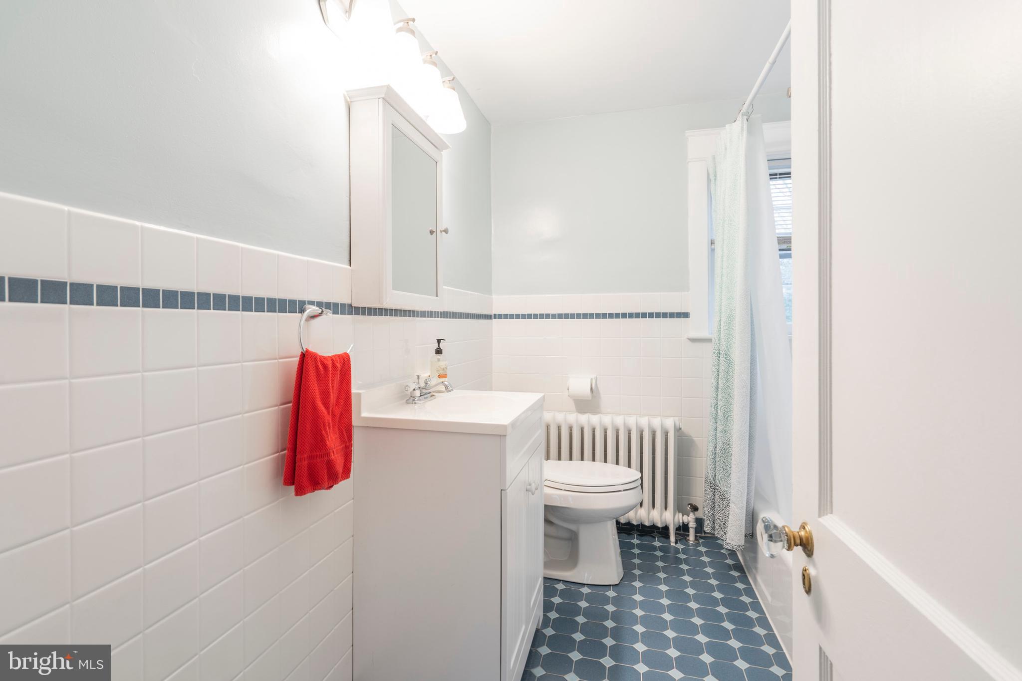 307 Hamilton Road Wynnewood, PA 19096 - Photo 31 of 48