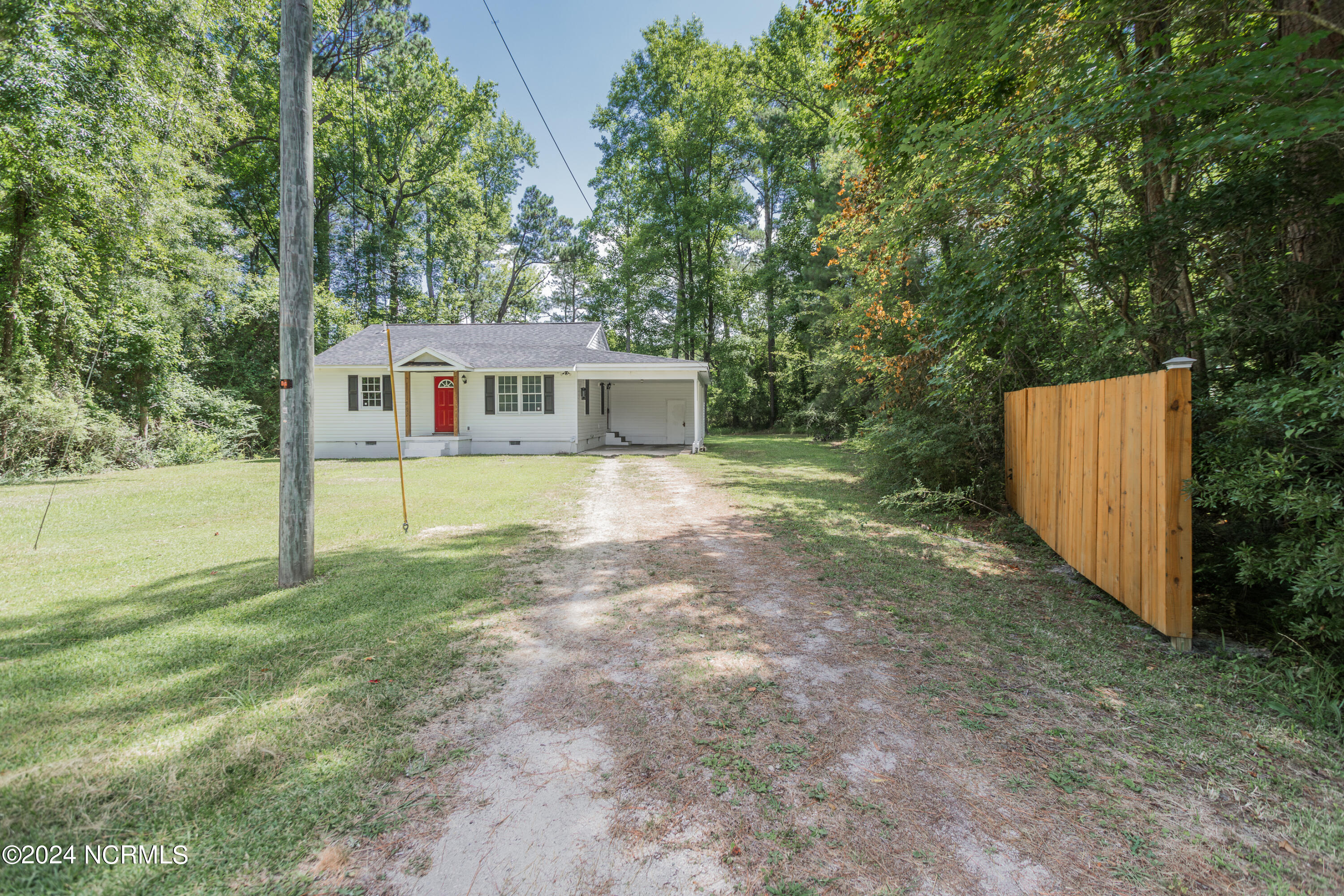 2123 Pony Farm Road Jacksonville, NC 28540 - Photo 6 of 37 5FRONT