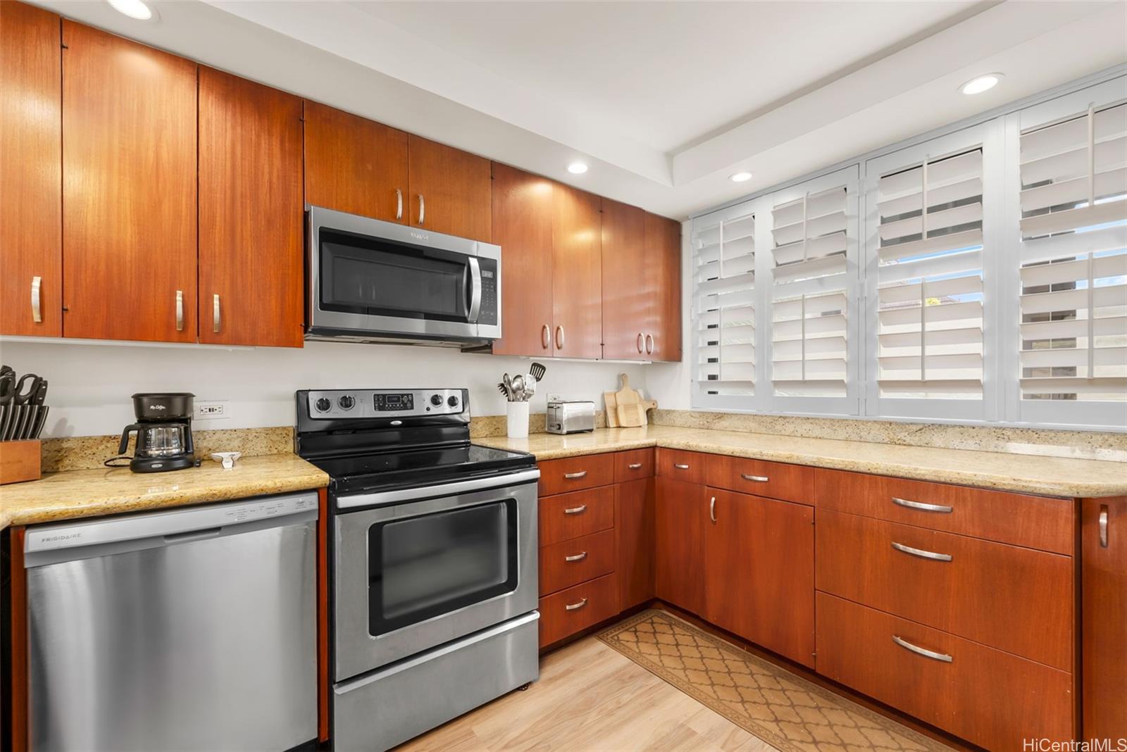 500 Lunalilo Home Road, Unit 12D Honolulu, HI 96825 - Photo 9 of 25