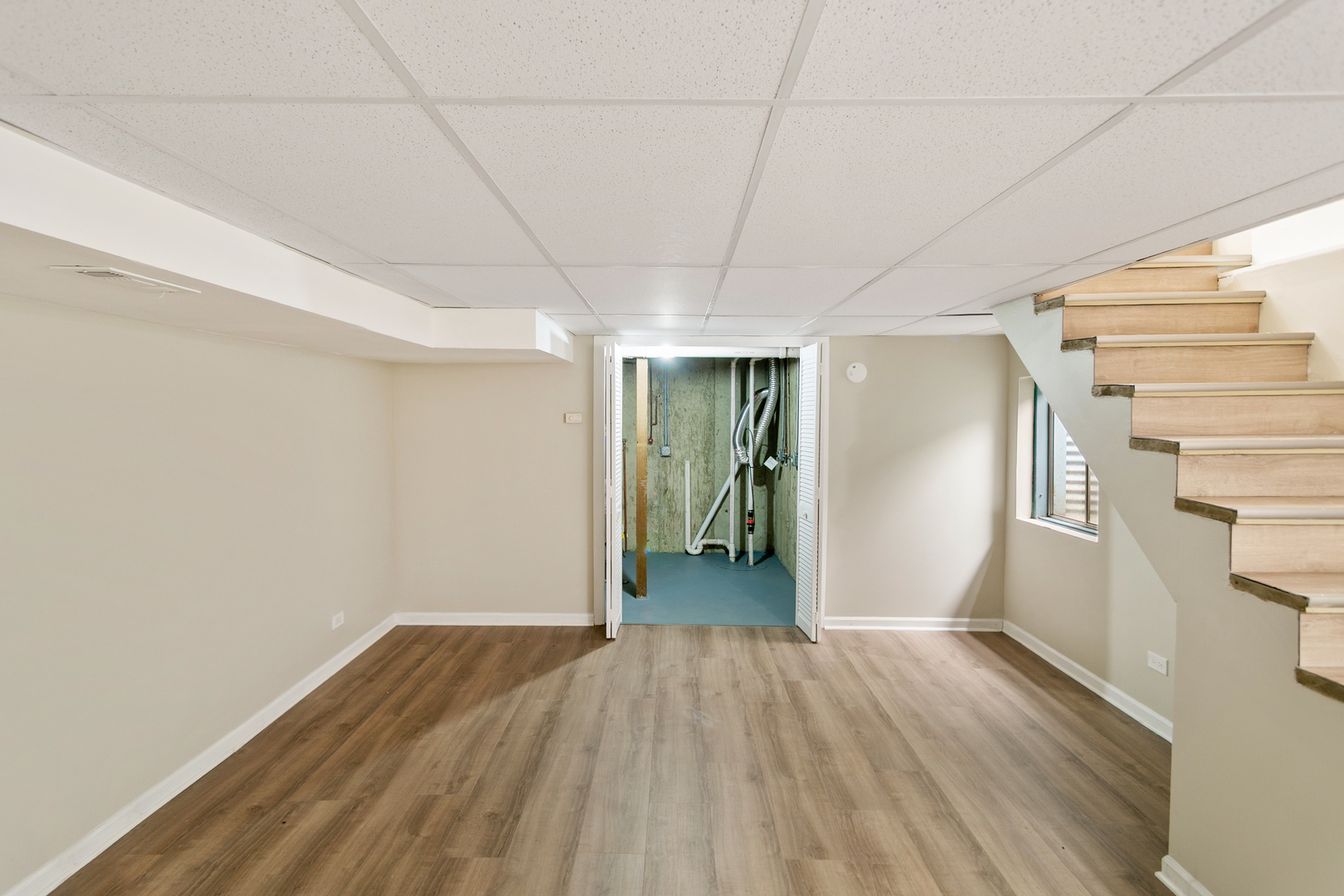 27W031 Cooley Avenue Winfield, IL 60190 - Photo 12 of 17 a view of empty room with wooden floor