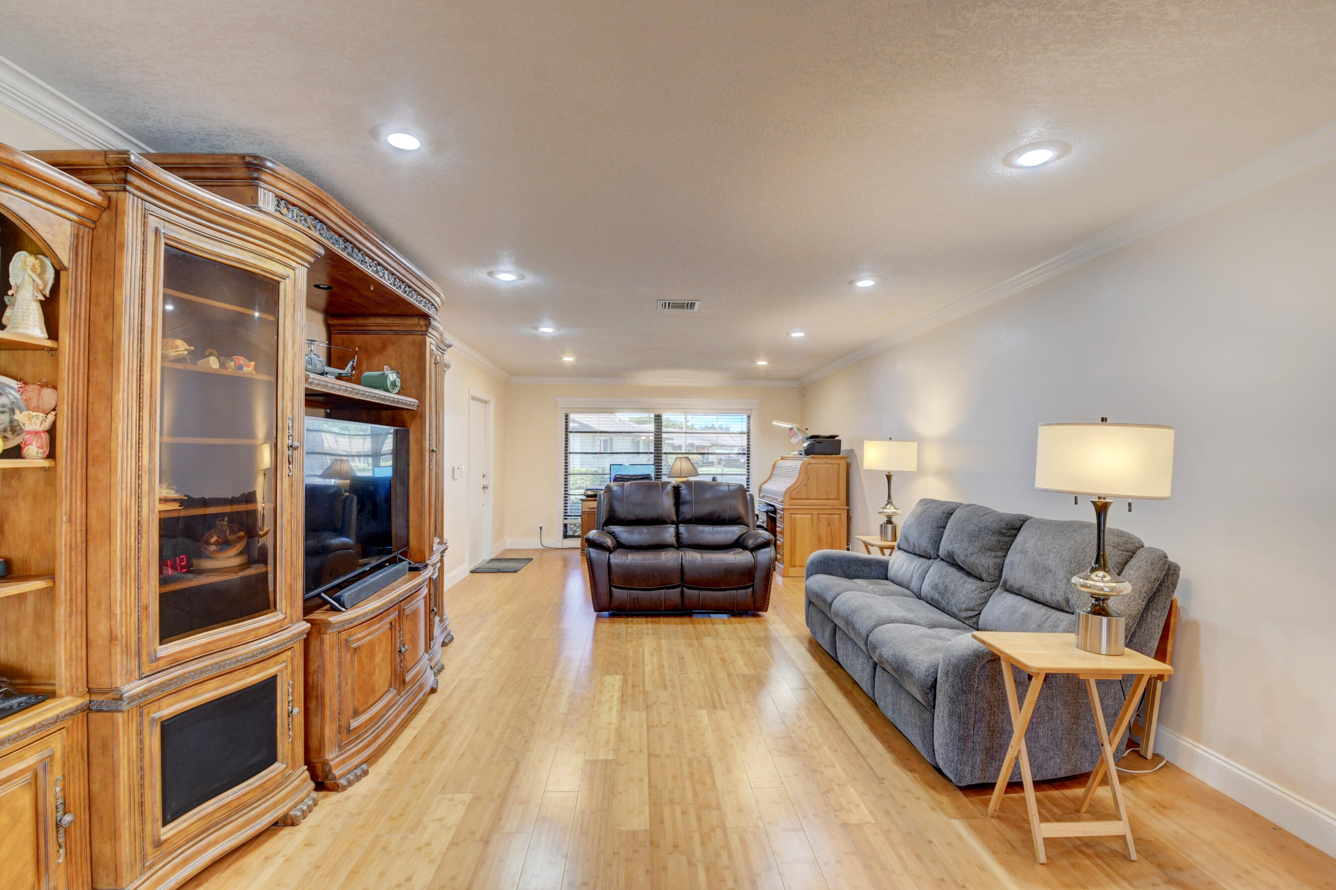 4858 Equestrian Road, Unit A Boynton Beach, FL 33436 - Photo 7 of 42 12_dsc_3548_49_50_51_52