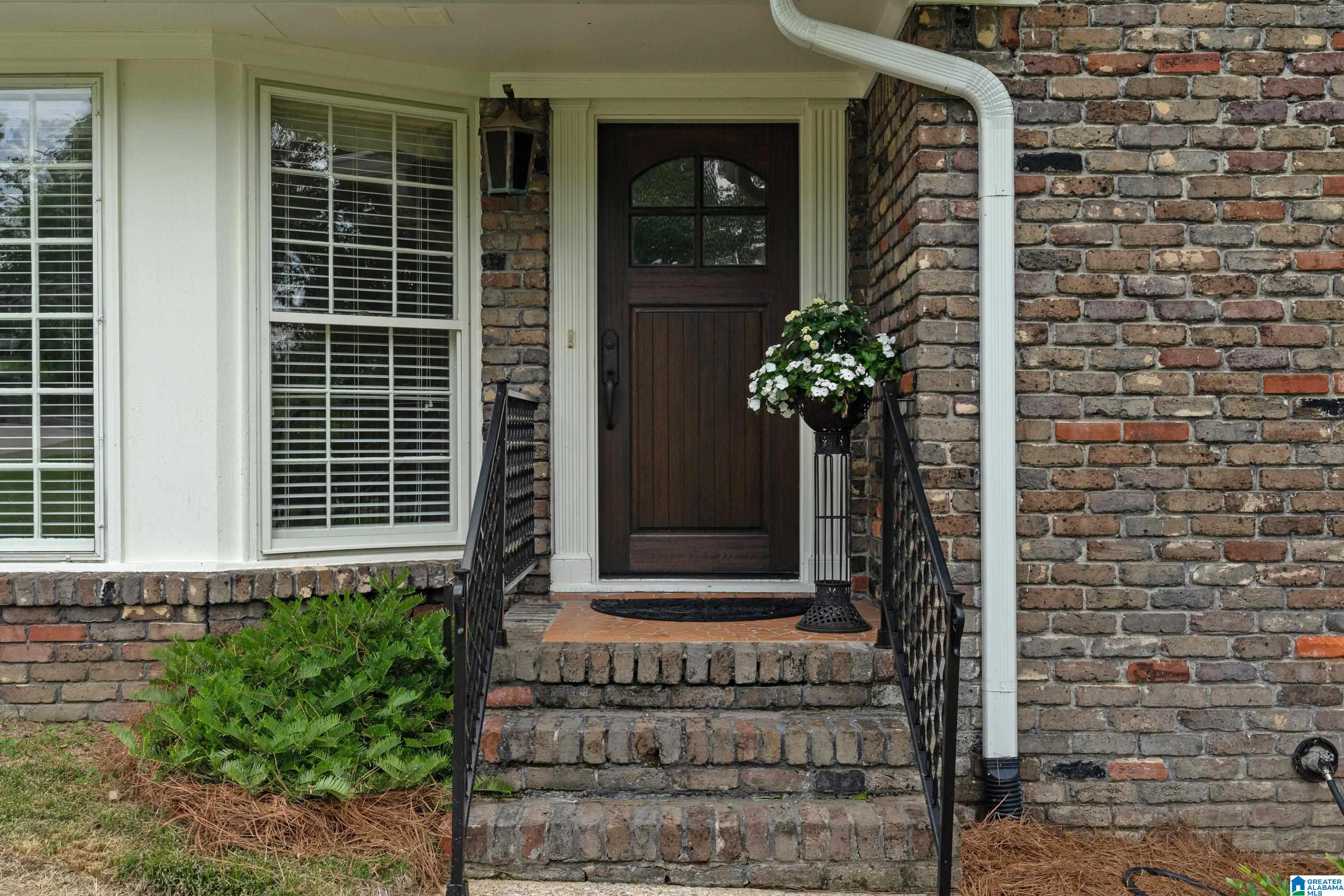 1213 Wickford Road Birmingham, AL 35216 - Photo 3 of 36