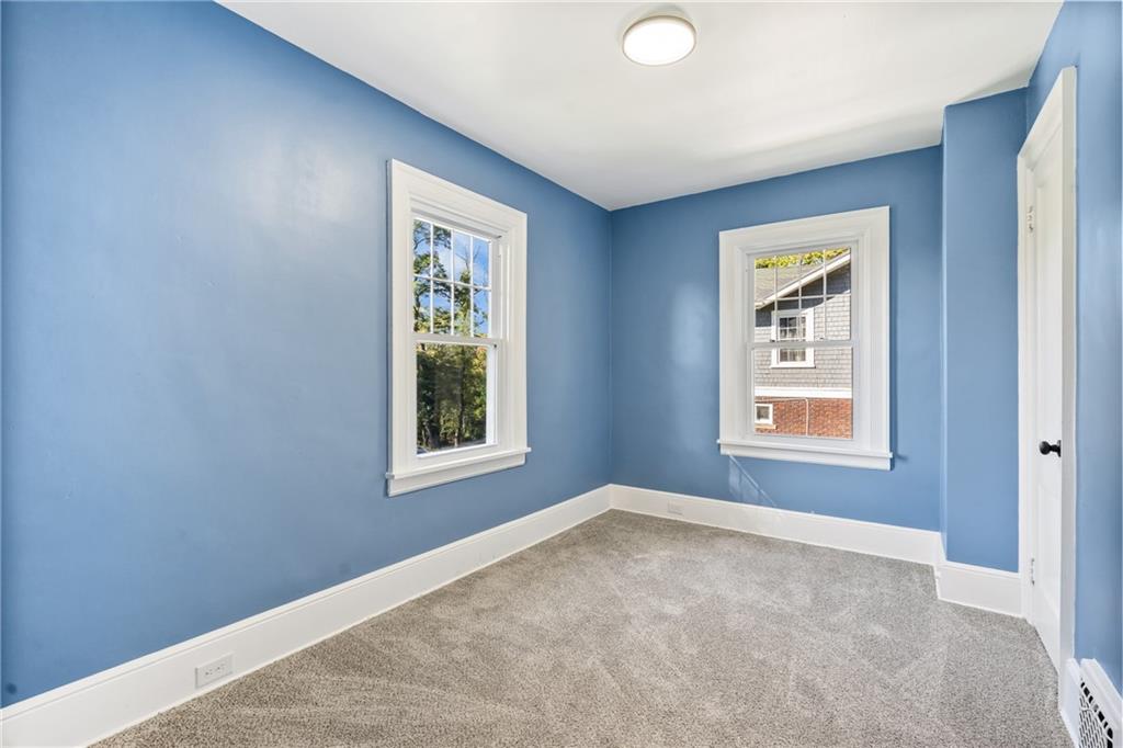 344 Woodside Road Pittsburgh, PA 15221 - Photo 18 of 29 Bedroom #3