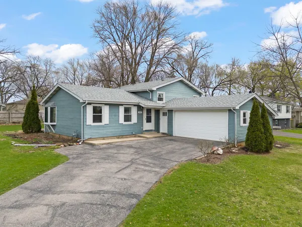 $475,000 | 6065 Chase Avenue, Downers Grove, IL 60516