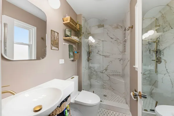 $475,000 | 6065 Chase Avenue, Downers Grove, IL 60516