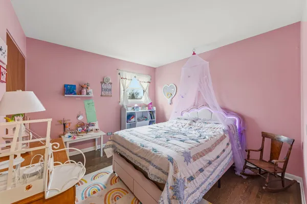 $475,000 | 6065 Chase Avenue, Downers Grove, IL 60516