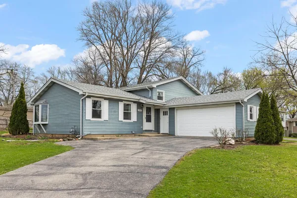 $475,000 | 6065 Chase Avenue, Downers Grove, IL 60516