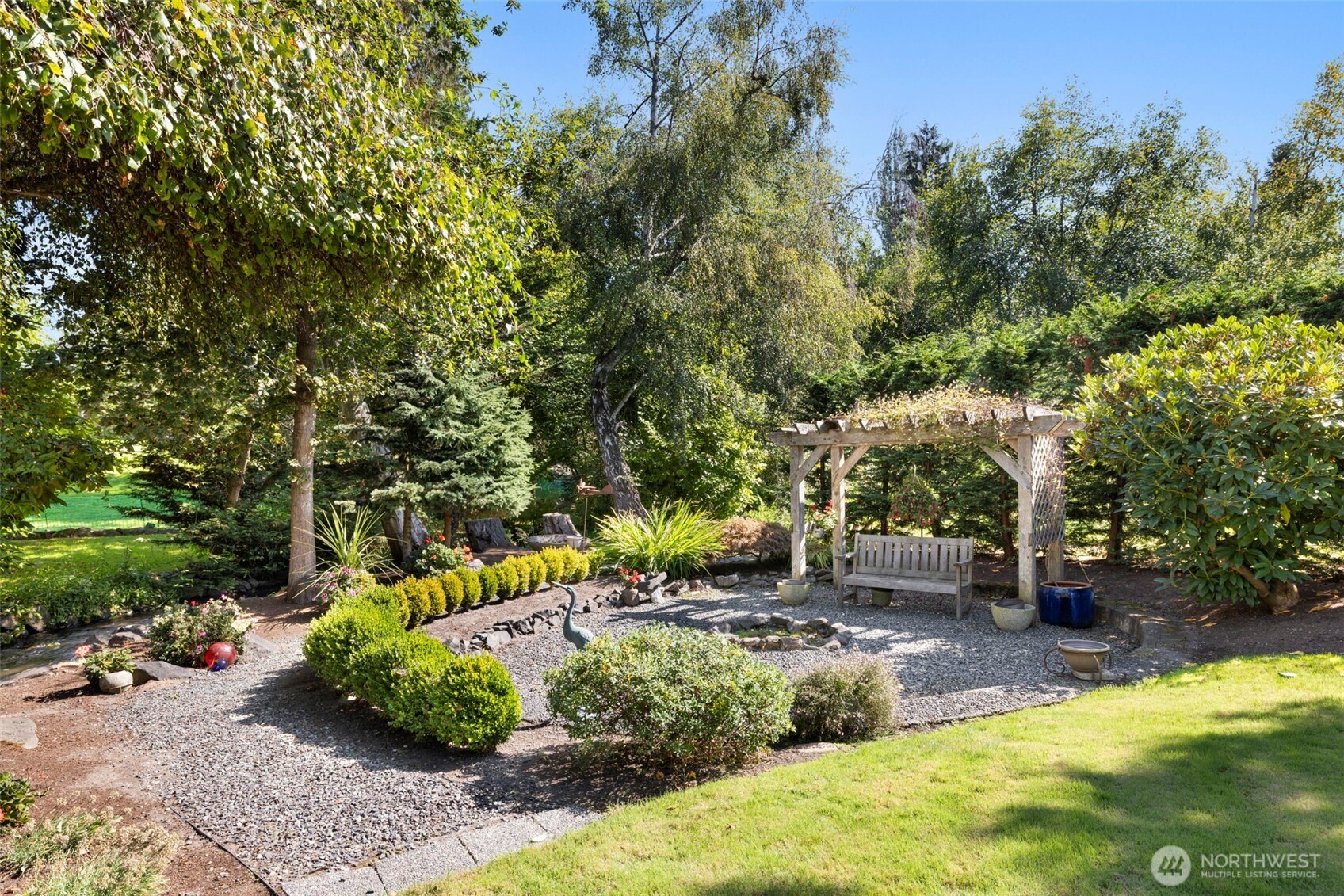 834 Cary Road Edmonds, WA 98020 - Photo 30 of 40 a view of yard with tree