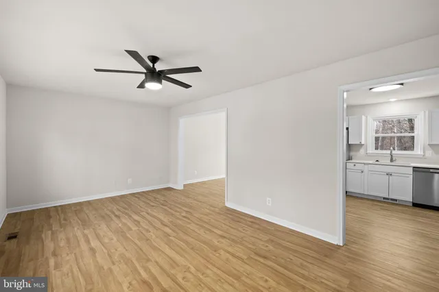 $399,900 | 341 Albany Street, Fredericksburg, VA 22407