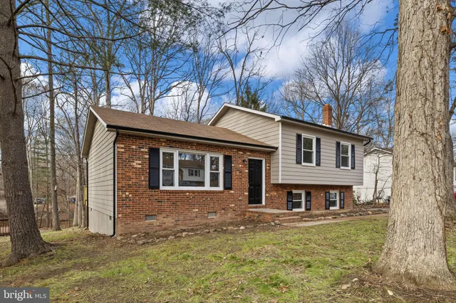 $399,900 | 341 Albany Street, Fredericksburg, VA 22407