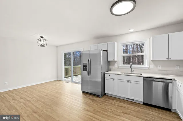 $399,900 | 341 Albany Street, Fredericksburg, VA 22407