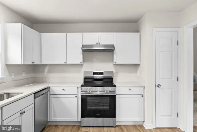 $399,900 | 341 Albany Street, Fredericksburg, VA 22407