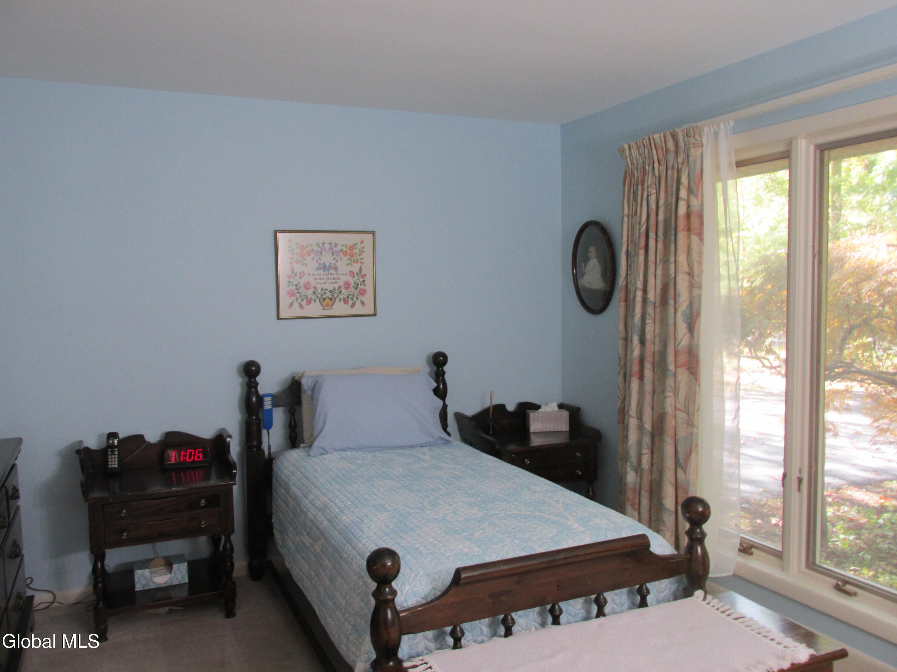 5 Stonegate Road Clifton Park, NY 12019 - Photo 16 of 48 IMG_4006