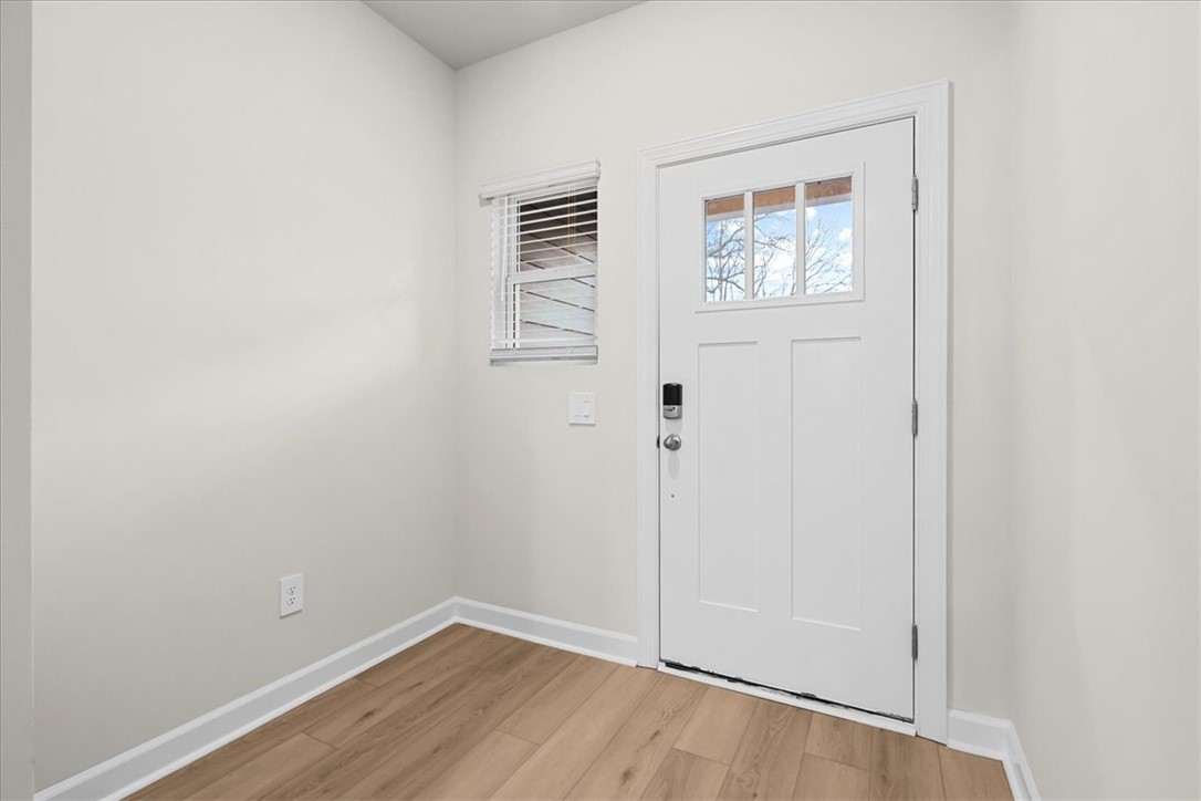 109 Kerwin Court Woodruff, SC 29388 - Photo 5 of 35