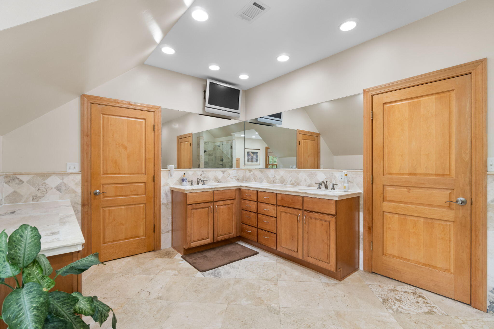 5750 Windham Road Milton, FL 32570 - Photo 20 of 77 20-web-or-mls-5750-windham-rd