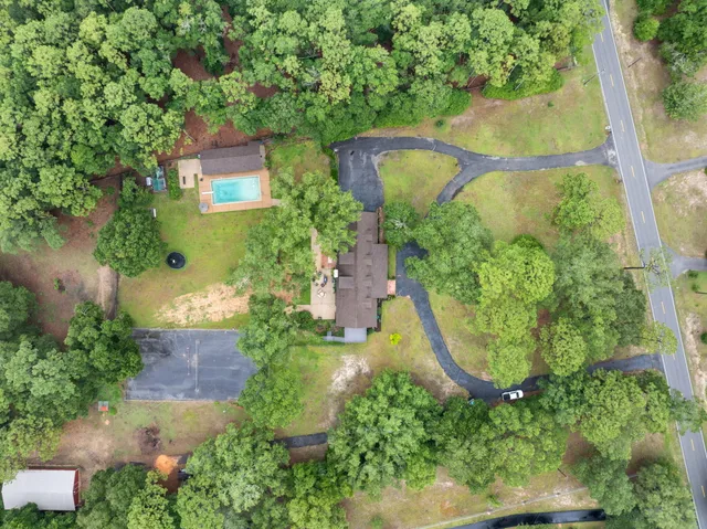 $990,000 | 5750 Windham Road, Milton, FL 32570