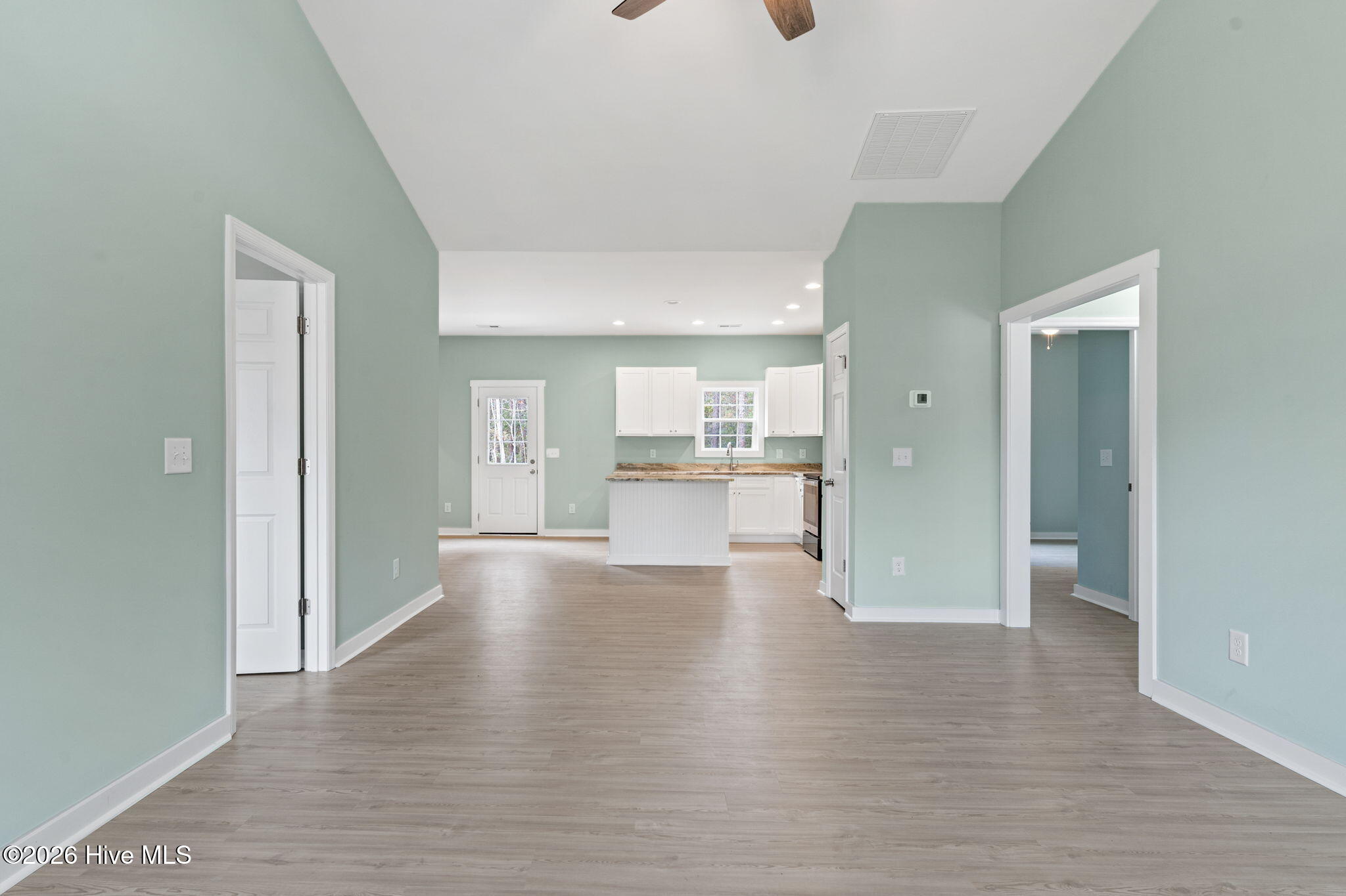 1217 Madison Road Southport, NC 28461 - Photo 2 of 24 kahunaphoto.com (1 of 23)