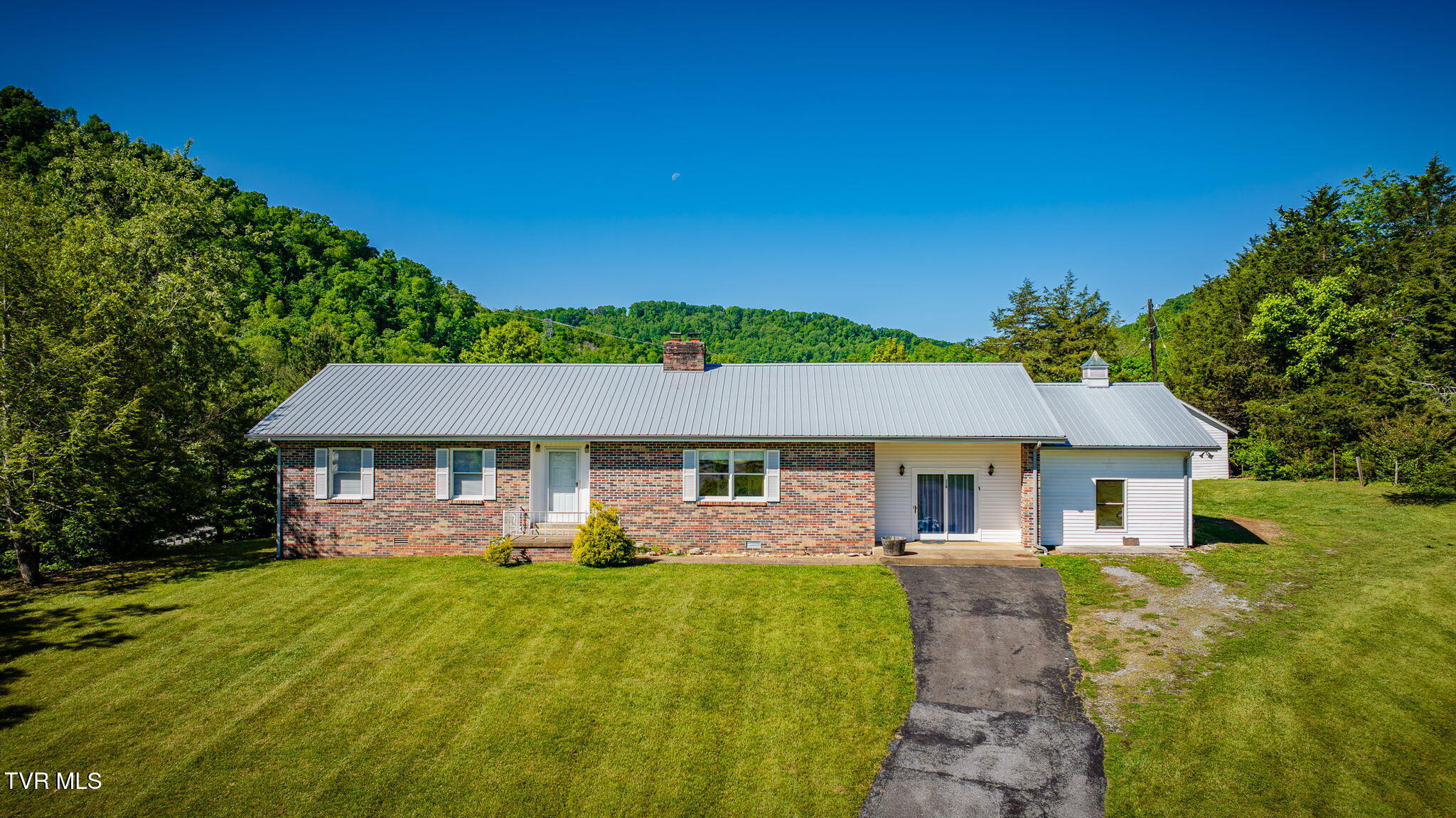117 Kelly Road Pennington Gap, VA 24277 - Photo 1 of 41 001