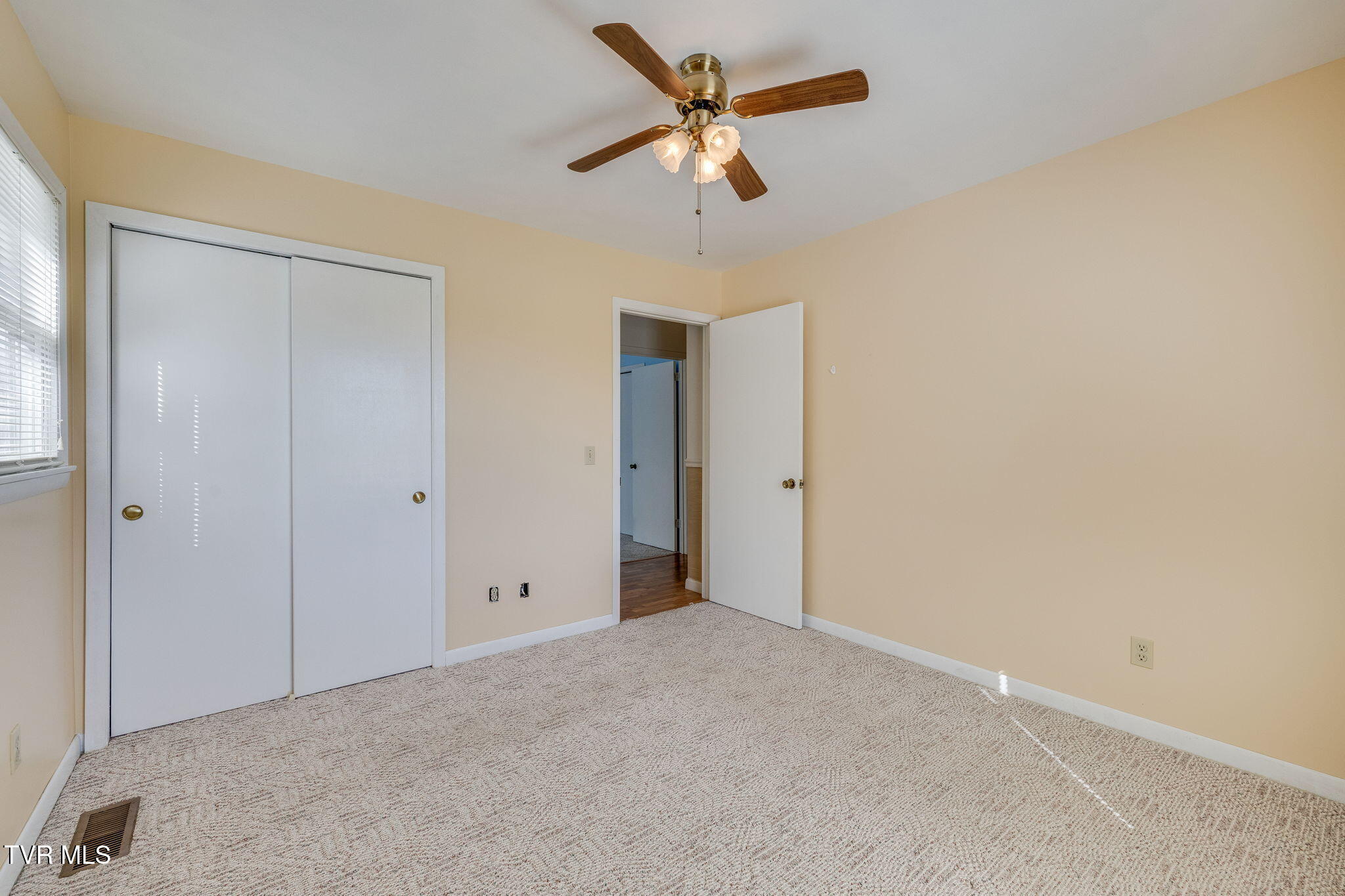 117 Kelly Road Pennington Gap, VA 24277 - Photo 21 of 41 021