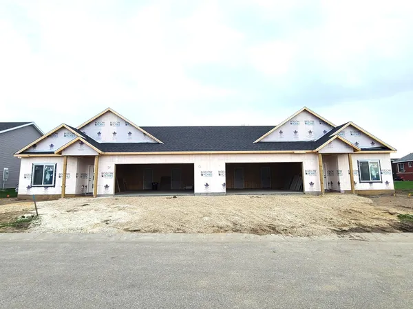$413,900 | 1002 11th Avenue Northwest, Kasson, MN 55944