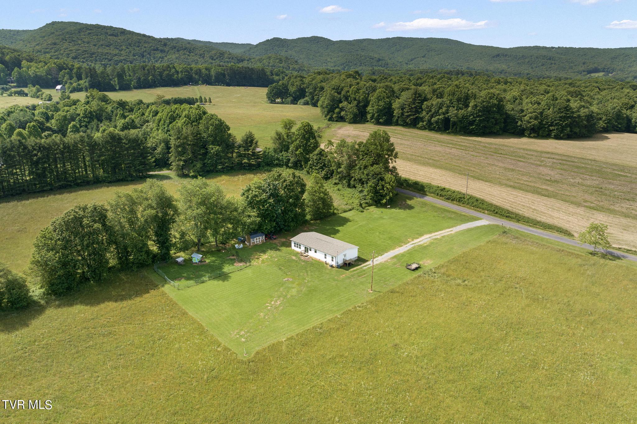 429 Gentry Road Shady Valley, TN 37688 - Photo 33 of 51 DJI_0060 - Copy