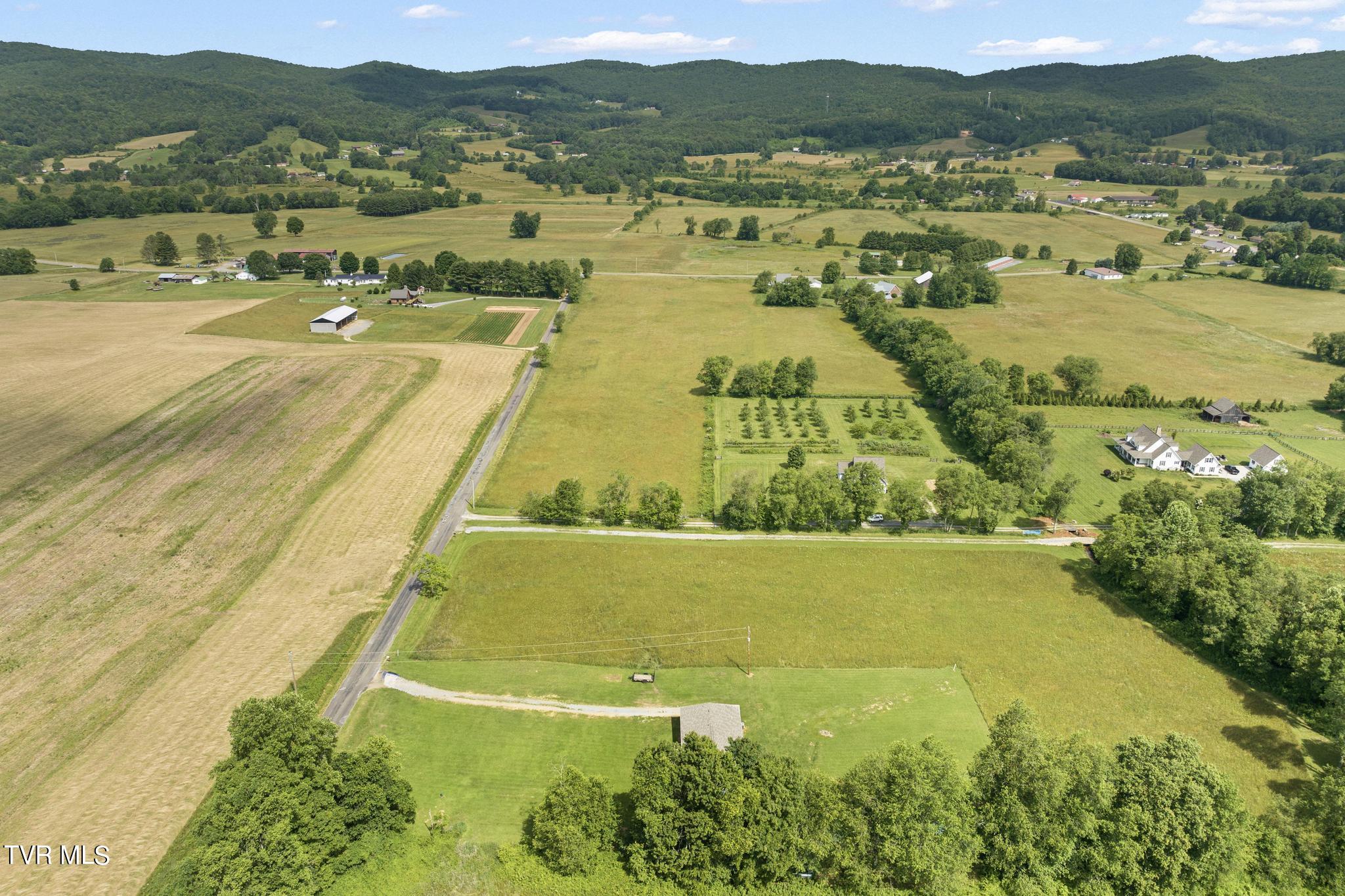 429 Gentry Road Shady Valley, TN 37688 - Photo 39 of 51 DJI_0065 - Copy