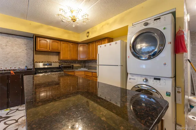 a living room filled with furniture
