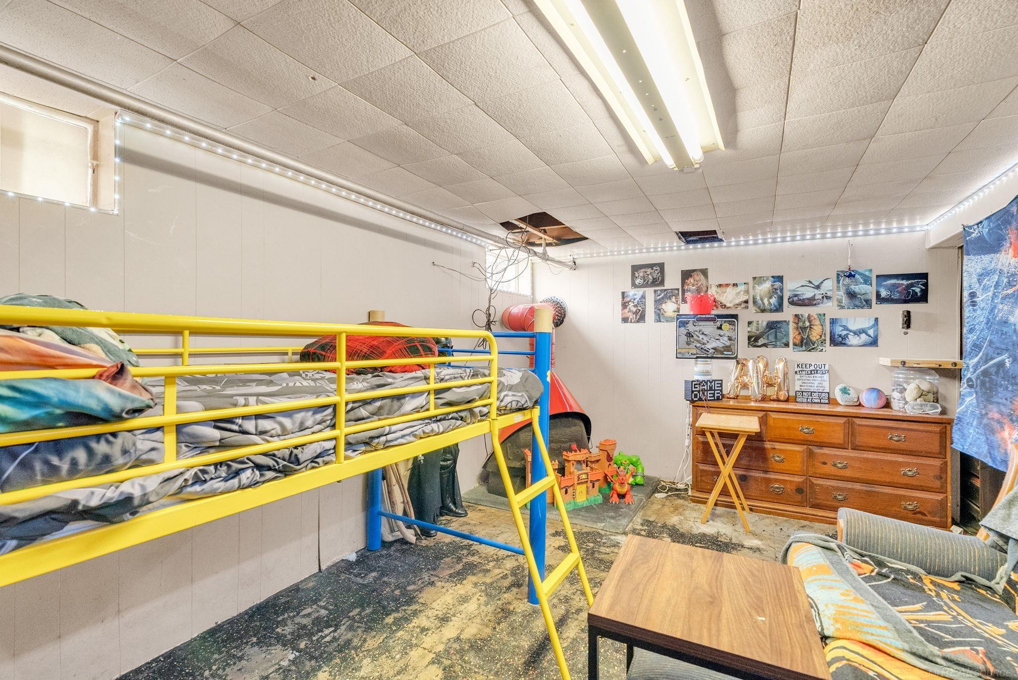 8941-8943 Lakeshore Road Lexington, MI 48450 - Photo 39 of 75