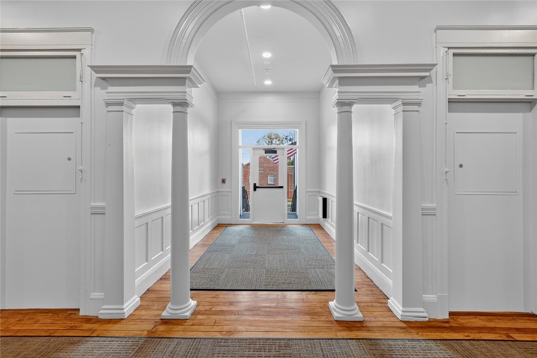 1624 Lonsdale Avenue, Unit 101 201 301 308 Lincoln, RI 02865 - Photo 11 of 14