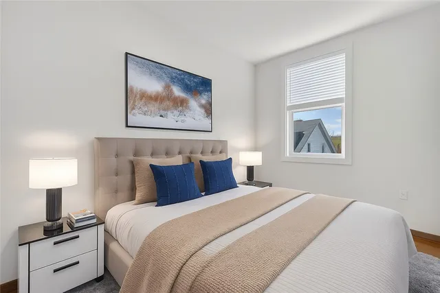 $1,875 | 1624 Lonsdale Avenue, Unit 301, Lincoln, RI 02865