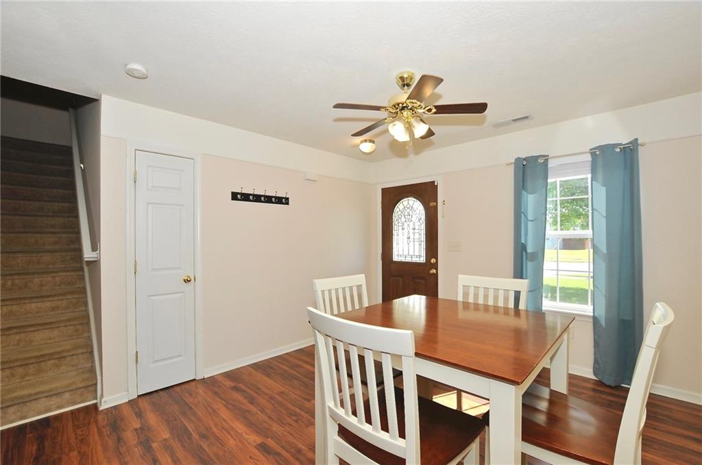 120 Rambling Road Greenfield, IN 46140 - Photo 9 of 36