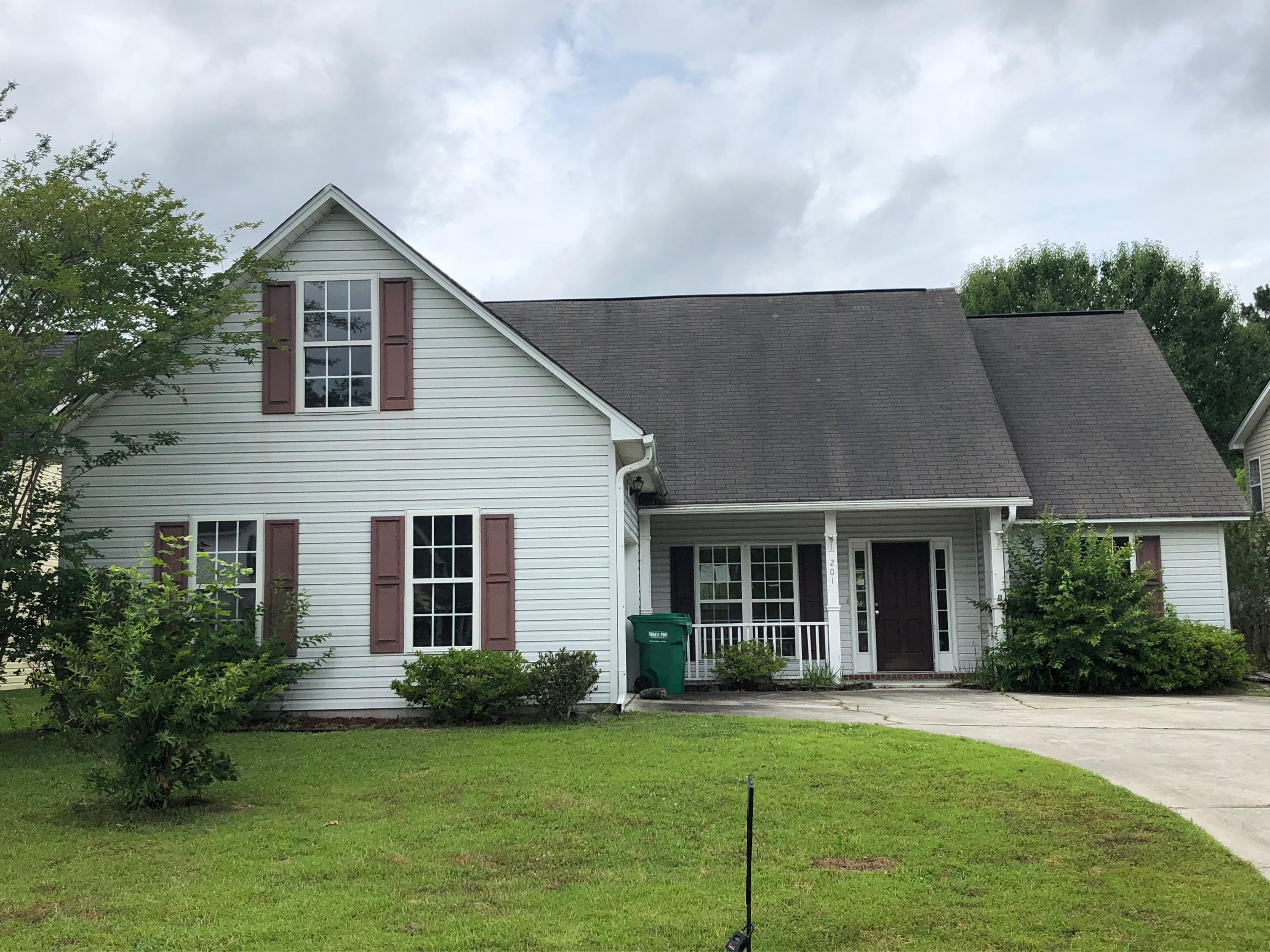 201 Burnham Road Summerville, SC 29485 - Photo 1 of 16 IMG_0640
