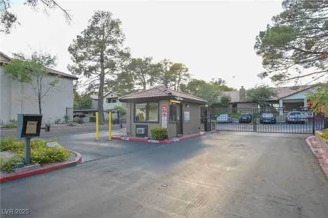 $174,000 | 2451 North Rainbow Boulevard, Unit 2004, Las Vegas, NV 89108