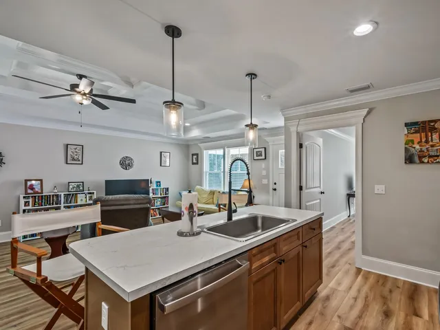 $215,900 | 30 Menomini Street, Crawfordville, FL 32327