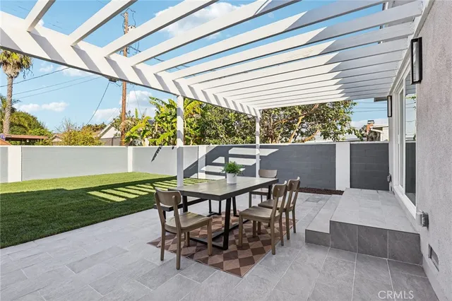 a view of outdoor space yard and patio