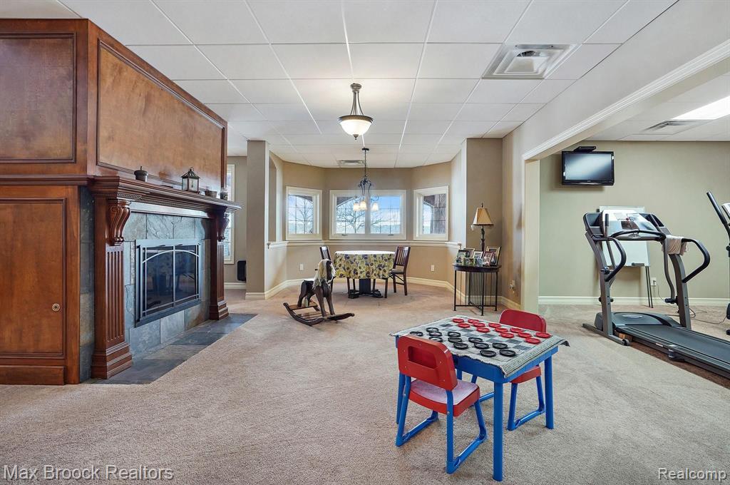 4633 Theheights Boulevard Rochester, MI 48306 - Photo 36 of 48 Gallery Image 36